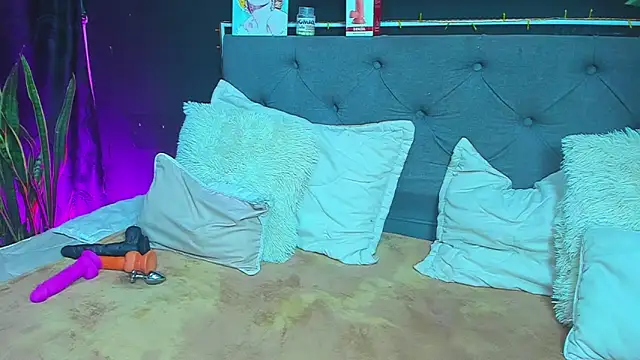 dulce celeste15 online show from January 25, 2025, 2:04 am