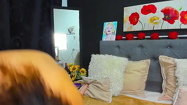 dulce celeste15 online show from March 18, 2025, 8:04 pm