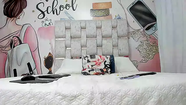 KOURTNEY-- online show from January 11, 2025, 1:37 am