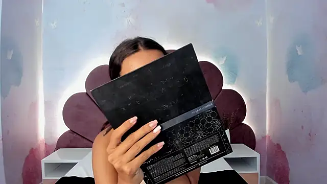 Snapshot of Carohorny4u chatting on March 10, 2026, 11:48 am Carohorny4u online show from March 10, 2026, 11:48 am