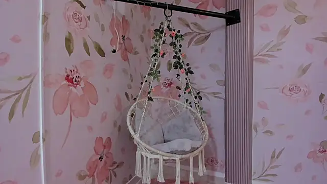 Snapshot of Carohorny4u chatting on March 29, 2026, 4:18 pm Carohorny4u online show from March 29, 2026, 4:18 pm