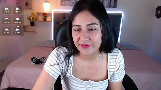 Snapshot of mia_aira chatting on December 27, 2024, 8:28 pm mia aira online show from December 27, 2024, 8:28 pm