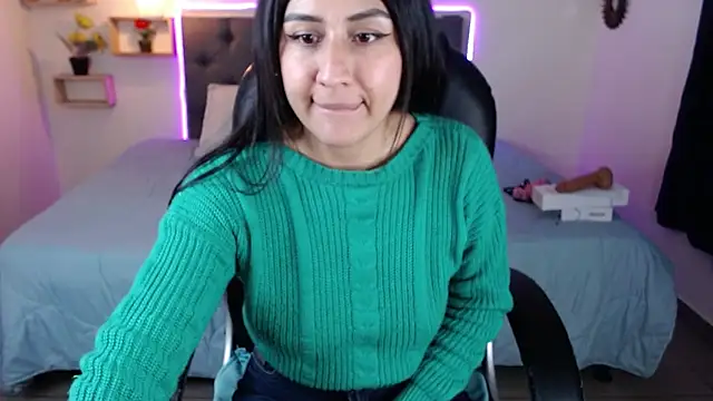 Snapshot of mia_aira chatting on February 5, 2025, 8:25 pm mia aira online show from February 5, 2025, 8:25 pm
