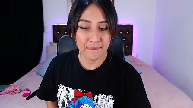 Snapshot of mia_aira chatting on March 12, 2025, 7:59 pm mia aira online show from March 12, 2025, 7:59 pm
