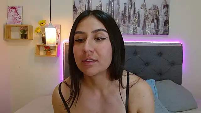Snapshot of mia_aira chatting on September 22, 2025, 3:36 pm mia aira online show from September 22, 2025, 3:36 pm