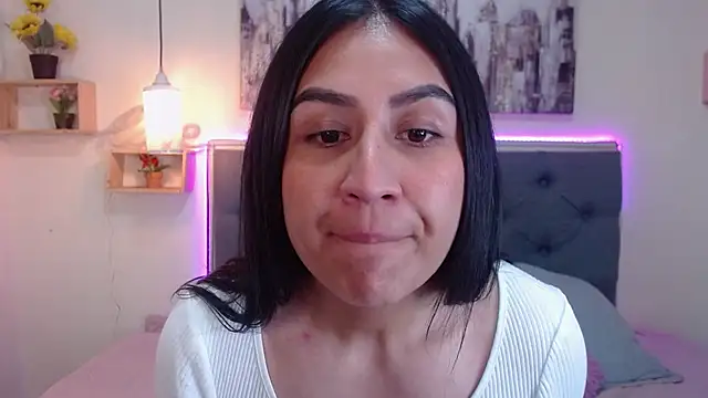 Snapshot of mia_aira chatting on October 10, 2025, 3:11 pm mia aira online show from October 10, 2025, 3:11 pm