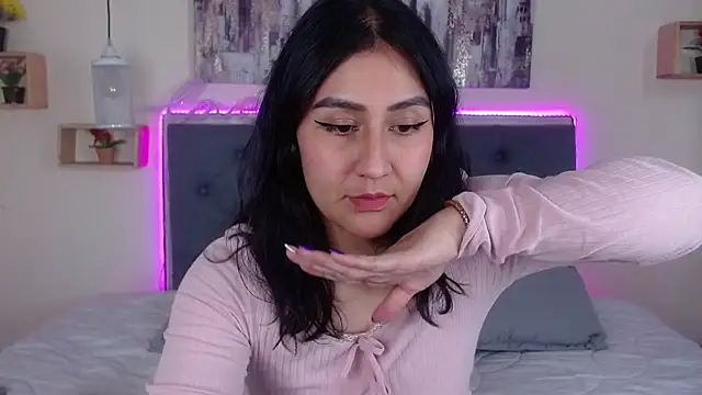 Snapshot of mia_aira chatting on October 24, 2025, 3:19 pm mia aira online show from October 24, 2025, 3:19 pm