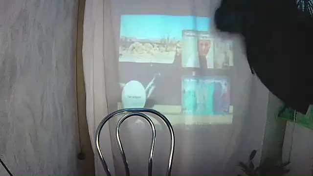 Snapshot of BroadFantasy chatting on March 22, 2026, 4:21 pm BroadFantasy online show from March 22, 2026, 4:21 pm