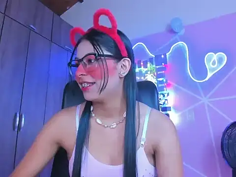  ALLYSON18  online show from January 21, 2025, 11:24 am