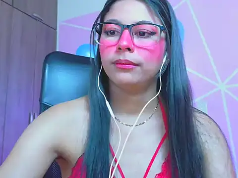  ALLYSON18  online show from April 29, 2026, 5:30 pm