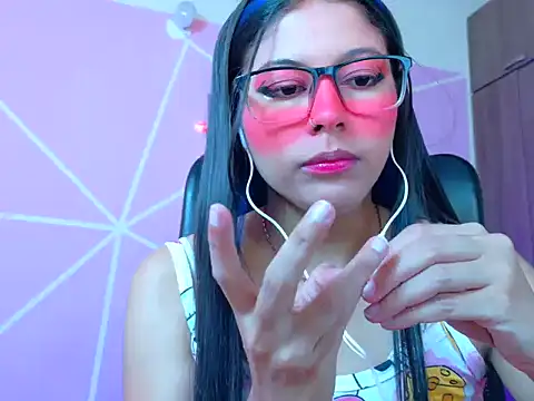  ALLYSON18  online show from August 5, 2026, 11:57 am