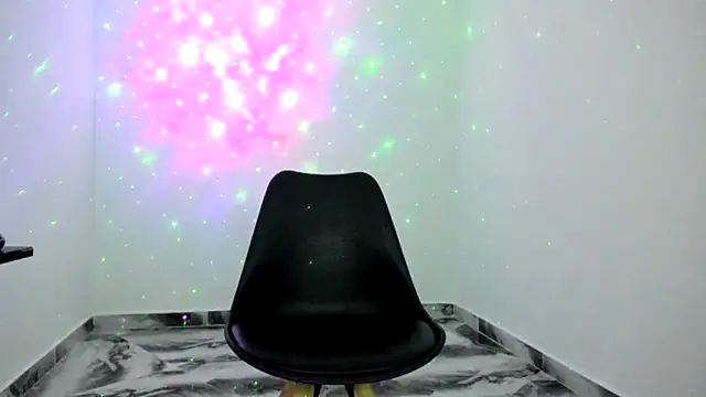 Snapshot of mikee_scooth chatting on March 19, 2026, 2:59 am mikee scooth online show from March 19, 2026, 2:59 am