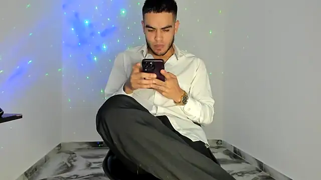 Snapshot of mikee_scooth chatting on April 10, 2026, 10:03 pm mikee scooth online show from April 10, 2026, 10:03 pm