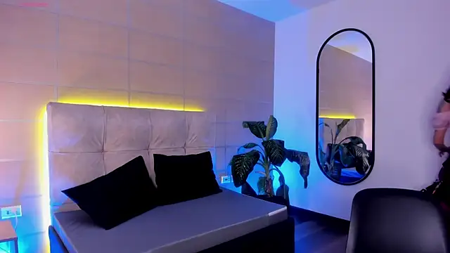 Karito-28 online show from December 16, 2025, 12:21 pm