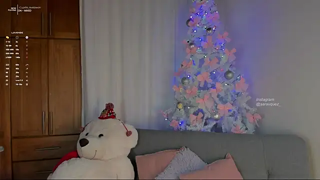 Snapshot of Heyloreley chatting on December 5, 2024, 4:53 am Heyloreley online show from December 5, 2024, 4:53 am