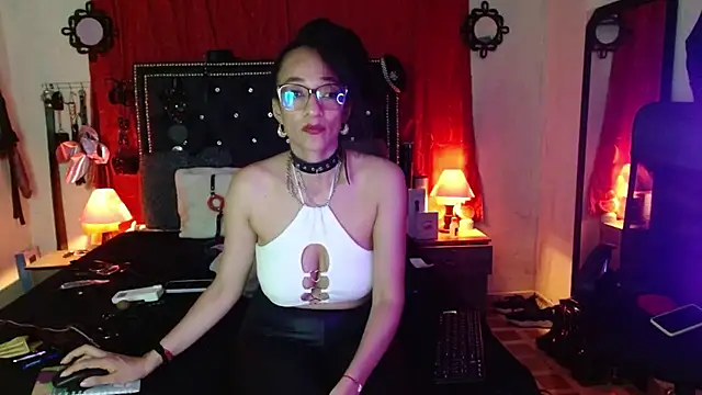 Snapshot of SamaraMartinez chatting on October 11, 2025, 9:24 pm SamaraMartinez online show from October 11, 2025, 9:24 pm