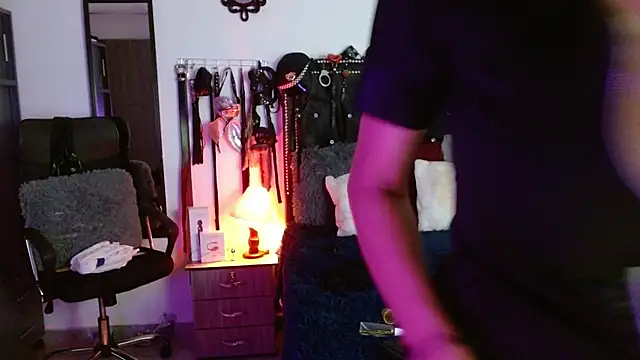 Snapshot of SamaraMartinez chatting on November 7, 2025, 10:15 am SamaraMartinez online show from November 7, 2025, 10:15 am