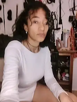 SamaraMartinez online show from May 10, 2026, 11:04 am