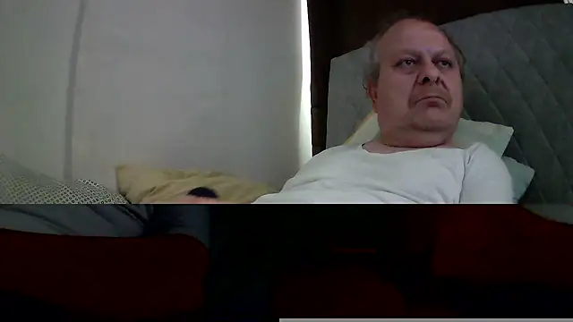 amylrmm1903 online show from May 10, 2026, 10:42 am