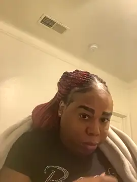 Snapshot of sexxycandyred chatting on September 26, 2025, 2:59 am sexxycandyred online show from September 26, 2025, 2:59 am