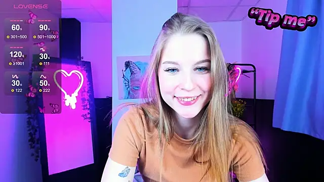 CuteMousee online show from January 7, 2025, 8:56 am