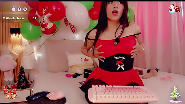 BrendaSquirtx online show from December 15, 2025, 5:28 pm