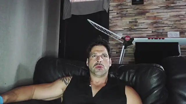 XxBigboybandxX online show from September 28, 2025, 4:23 pm