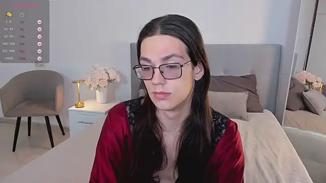 Alfreda Mills online show from September 25, 2025, 9:57 am