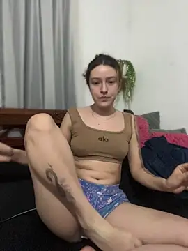 Ginger Foxy online show from April 22, 2026, 10:55 pm