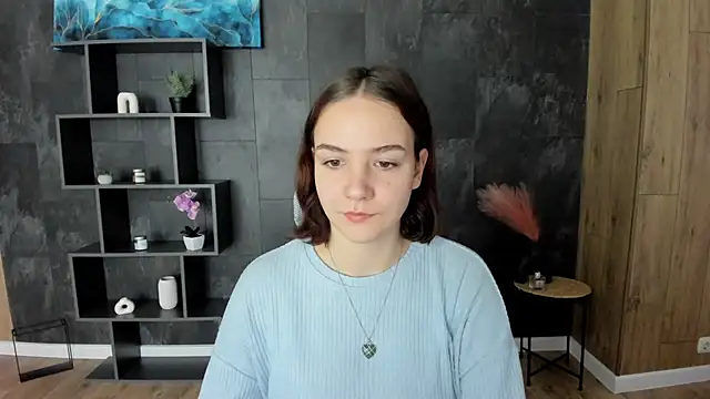 OliviaMontgomery online show from December 9, 2024, 12:30 pm