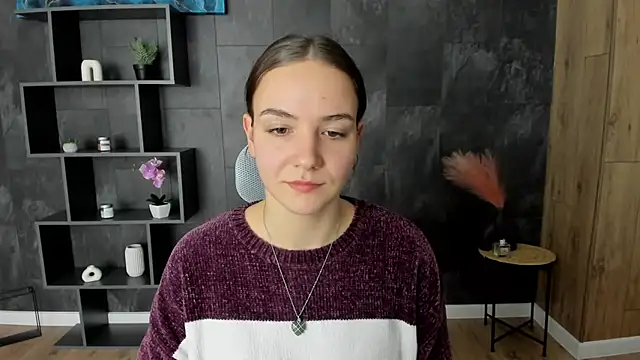 OliviaMontgomery online show from December 11, 2024, 3:26 pm