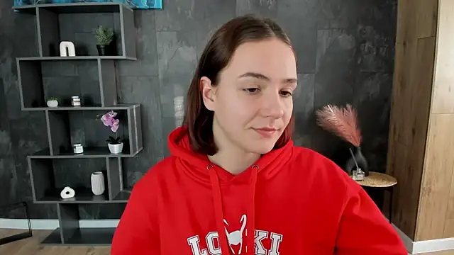 OliviaMontgomery online show from December 13, 2024, 12:17 pm