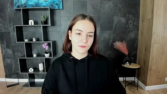OliviaMontgomery online show from December 16, 2024, 12:16 pm