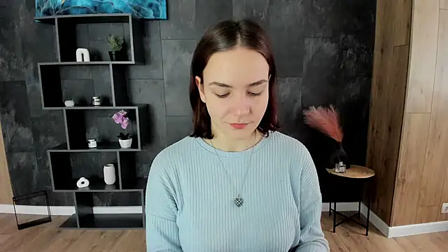 OliviaMontgomery online show from December 19, 2024, 9:07 am