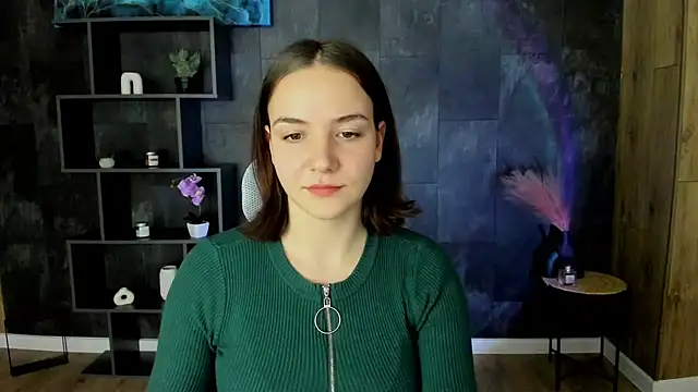 OliviaMontgomery online show from January 5, 2025, 2:41 pm