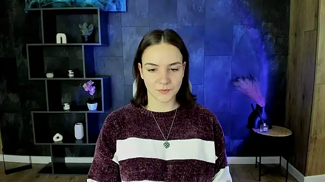 OliviaMontgomery online show from January 6, 2025, 9:08 am