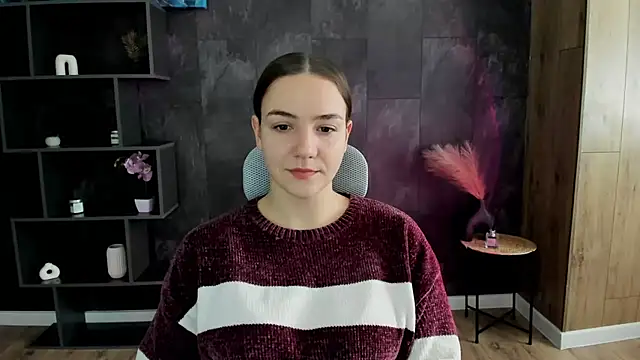 OliviaMontgomery online show from January 16, 2025, 9:16 am