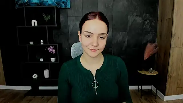OliviaMontgomery online show from February 4, 2025, 1:16 pm