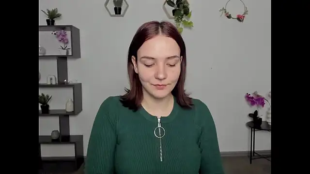OliviaMontgomery online show from March 4, 2025, 4:30 pm