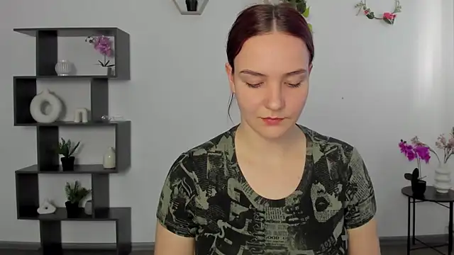 OliviaMontgomery online show from March 12, 2025, 12:36 pm