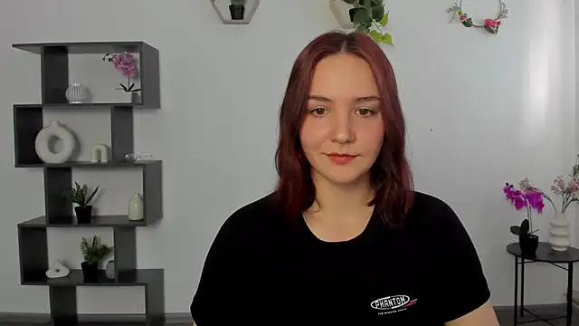 OliviaMontgomery online show from March 13, 2025, 12:46 pm