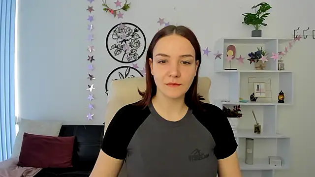OliviaMontgomery online show from March 17, 2025, 1:18 pm