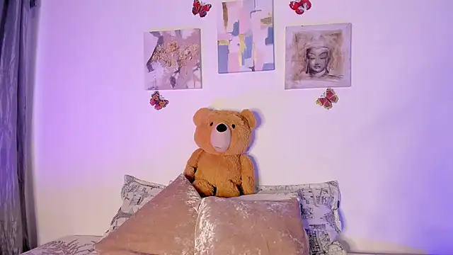 Snapshot of samara_jonness chatting on February 7, 2025, 10:20 pm samara jonness online show from February 7, 2025, 10:20 pm