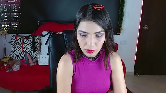 Carolaine69  online show from December 18, 2024, 2:28 pm