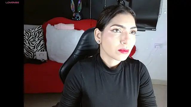 Carolaine69  online show from July 18, 2026, 1:54 am