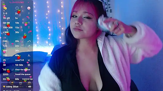 Snapshot of mixie_cute chatting on January 10, 2025, 1:21 am mixie cute online show from January 10, 2025, 1:21 am