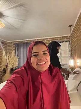 Snapshot of Arab_rainbow_girls chatting on December 24, 2024, 2:22 pm Arab rainbow girls online show from December 24, 2024, 2:22 pm