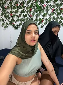 Snapshot of Arab_rainbow_girls chatting on January 11, 2025, 1:59 am Arab rainbow girls online show from January 11, 2025, 1:59 am