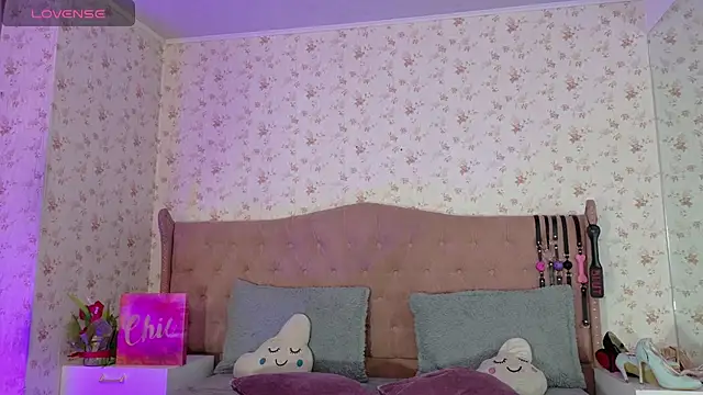 Snapshot of AvrillThomas chatting on January 29, 2025, 3:04 pm AvrillThomas online show from January 29, 2025, 3:04 pm