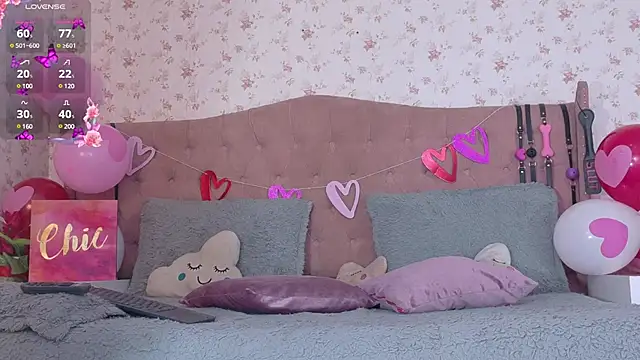 Snapshot of AvrillThomas chatting on February 19, 2025, 6:32 pm AvrillThomas online show from February 19, 2025, 6:32 pm